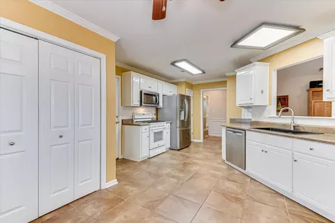 Kitchen - 910 Sawbuck Way, Evans, GA 30809 photo 1 of 8