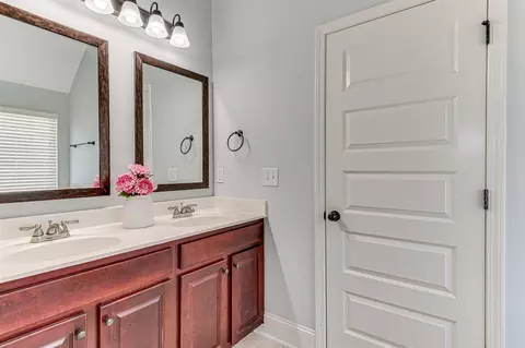 Bath - 2422 Sunflower Dr, Evans, GA 30809 photo 2 of 4
