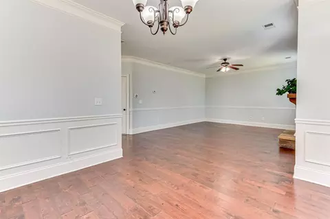 Living - 2422 Sunflower Dr, Evans, GA 30809 photo 6 of 8