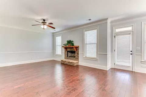Living - 2422 Sunflower Dr, Evans, GA 30809 photo 1 of 8