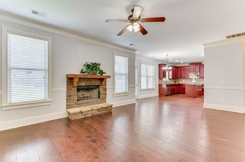 Living - 2422 Sunflower Dr, Evans, GA 30809 photo 4 of 8