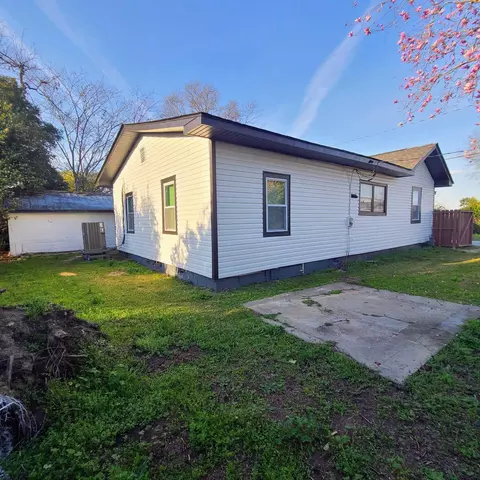 Exterior - 1004 Kent St, Augusta, GA 30901 photo 7 of 19