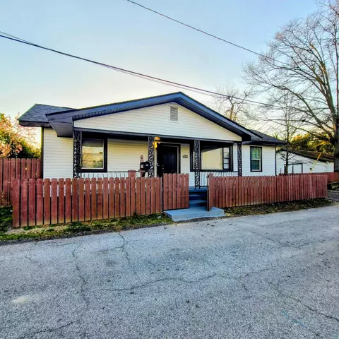Exterior - 1004 Kent St, Augusta, GA 30901 photo 2 of 19