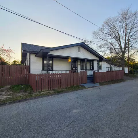 Exterior - 1004 Kent St, Augusta, GA 30901 photo 3 of 19