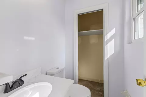 Bath - 1036 Bertram Rd, Augusta, GA 30909 photo 2 of 2