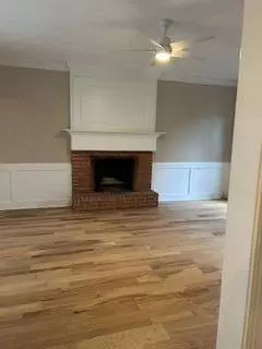Living - 433 Cambridge Cir, Augusta, GA 30909 photo 1 of 3