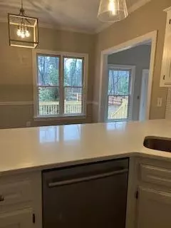 Kitchen - 433 Cambridge Cir, Augusta, GA 30909 photo 4 of 9