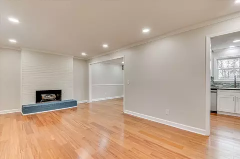Living - 817 Mitchell St, Augusta, GA 30907 photo 1 of 6