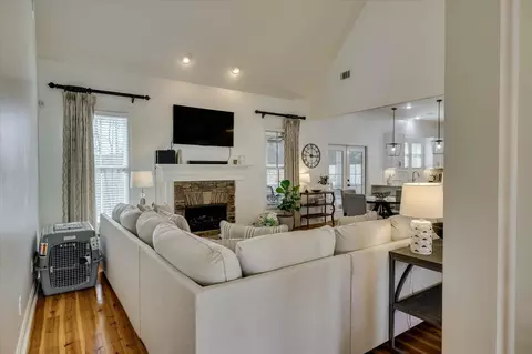 Living - 217 Dixon Ct, Evans, GA 30809 photo 1 of 8