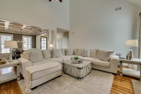 Living - 217 Dixon Ct, Evans, GA 30809 photo 4 of 8