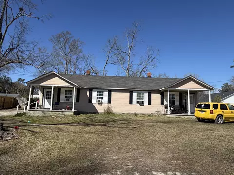 304-306 Neal St, Thomson, GA 30824