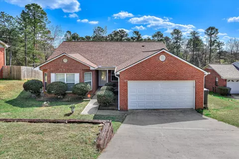 3748 Pinnacle Place Dr, Hephzibah, GA 30815