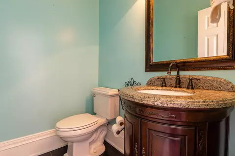 Bath - 4890 Rolling Hill Rd, Evans, GA 30809 photo 5 of 5