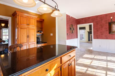 Kitchen - 4890 Rolling Hill Rd, Evans, GA 30809 photo 4 of 4