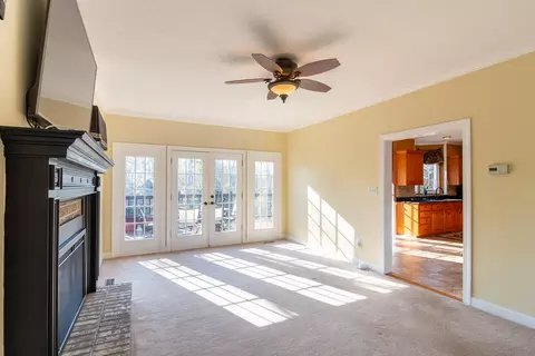 Living - 4890 Rolling Hill Rd, Evans, GA 30809 photo 1 of 3