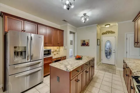 Kitchen - 715 Avrett Cir, Evans, GA 30809 photo 4 of 8