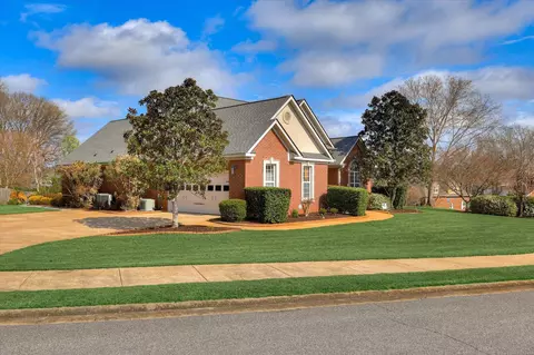 Exterior - 715 Avrett Cir, Evans, GA 30809 photo 6 of 12