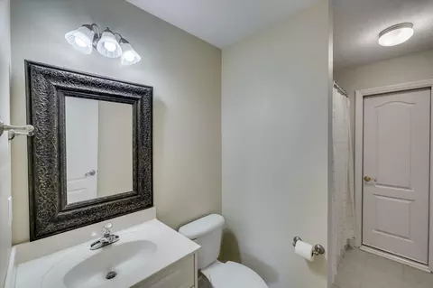 Bath - 715 Avrett Cir, Evans, GA 30809 photo 7 of 7