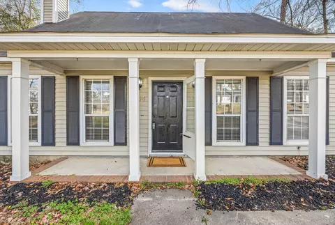 Exterior - 634 Kemper Dr, Evans, GA 30809 photo 5 of 23