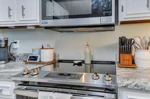 Kitchen - 2126 Turtle Ct, Augusta, GA 30907 photo 4 of 6
