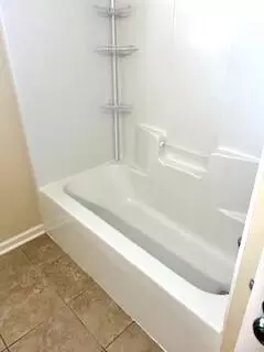 Bath - 401 Sandleton Way, Evans, GA 30809 photo 5 of 5