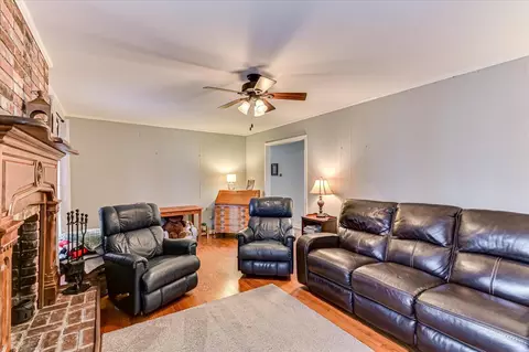 Living - 3014 Walton Way, Augusta, GA 30909 photo 2 of 5