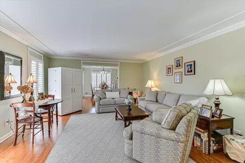 Living - 3014 Walton Way, Augusta, GA 30909 photo 3 of 5