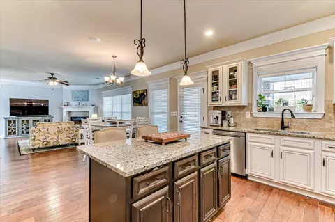 Kitchen - 445 Jade Dr, Martinez, GA 30907 photo 3 of 6