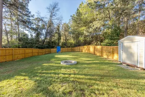 Exterior - 3033 Mabus Dr, Augusta, GA 30909 photo 5 of 9