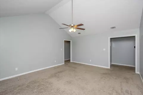 Living - 3033 Mabus Dr, Augusta, GA 30909 photo 3 of 4