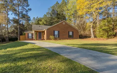 Exterior - 3033 Mabus Dr, Augusta, GA 30909 photo 2 of 9