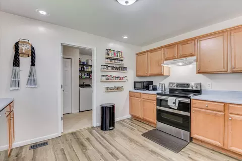 Kitchen - 2059 Daniel Ave, Johnston, SC 29832 photo 5 of 5