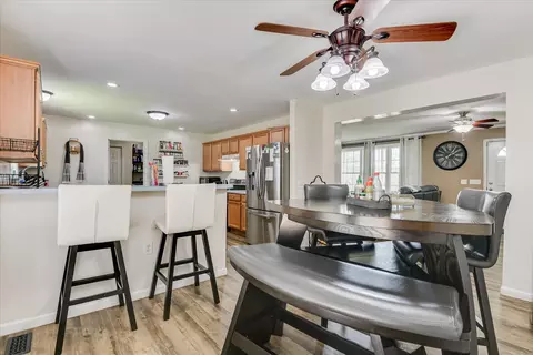 Dining - 2059 Daniel Ave, Johnston, SC 29832 photo 2 of 2