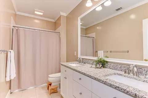 Bath - 2114 Carnes Pl, Augusta, GA 30904 photo 5 of 5