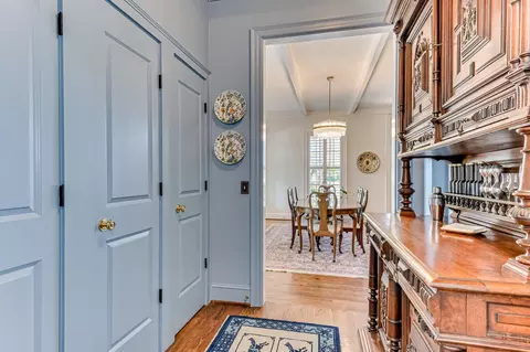 Entry Way - 2114 Carnes Pl, Augusta, GA 30904 photo 3 of 6