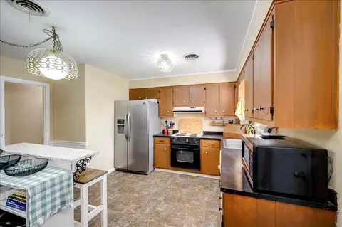 Kitchen - 819 Mitchell St, Augusta, GA 30907 photo 1 of 6