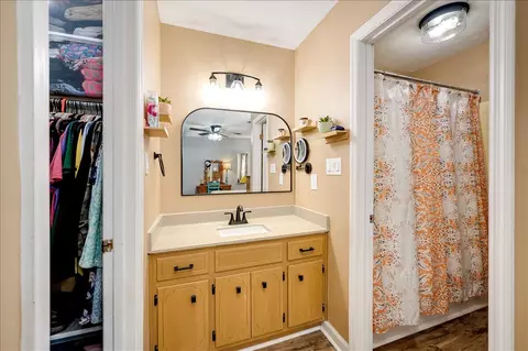 Bath - 819 Mitchell St, Augusta, GA 30907 photo 1 of 4