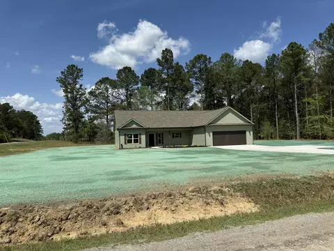 1041 Fairway Ridge Dr, Wrens, GA 30833