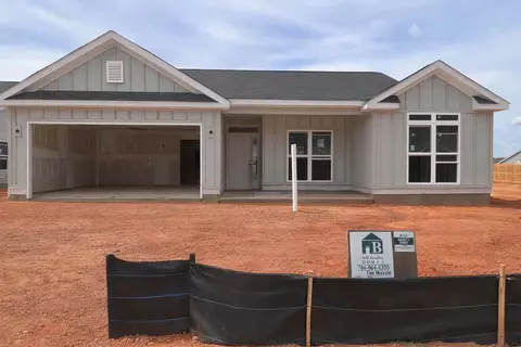 8894 Snelling Dr, Aiken, SC 29803