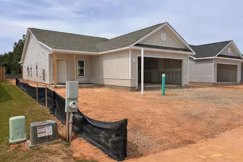 8902 Snelling Dr, Aiken, SC 29803