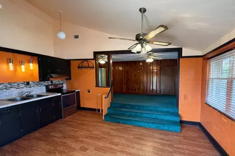 Living - 2924 Eidson Dr, Augusta, GA 30909 photo 1 of 5