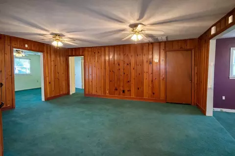 Living - 2924 Eidson Dr, Augusta, GA 30909 photo 3 of 5