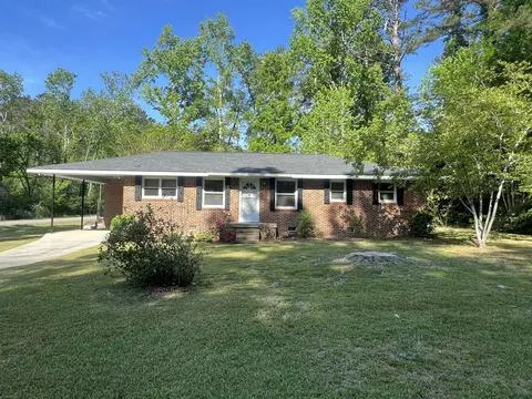 727 Central Rd, Thomson, GA 30824
