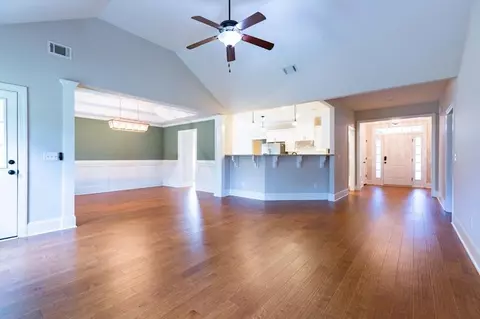 Living - 5411 Copse Dr, Augusta, GA 30909 photo 3 of 7