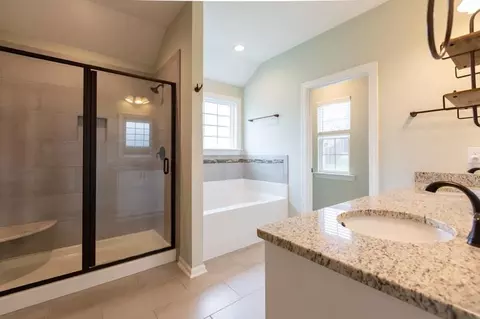 Bath - 5411 Copse Dr, Augusta, GA 30909 photo 1 of 7