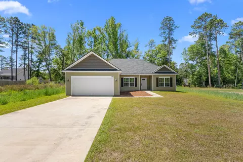 212 Camelia Dr, Sylvania, GA 30467