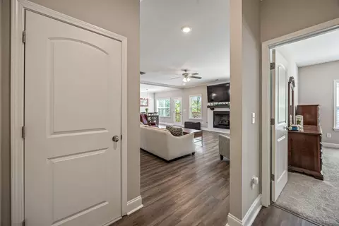 Entry Way - 629 Bunchgrass St, Evans, GA 30809 photo 3 of 14
