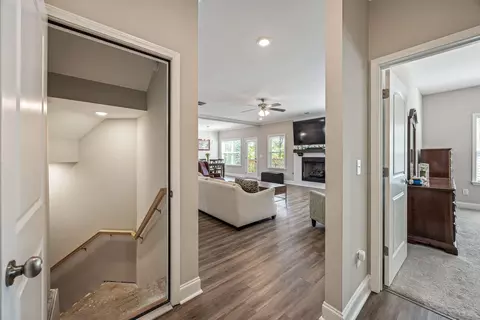 Entry Way - 629 Bunchgrass St, Evans, GA 30809 photo 13 of 14