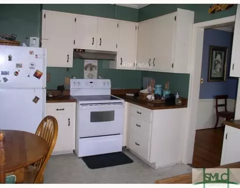 332 E 60th, Savannah, GA 31405 photo 3