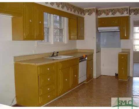 629 W 45 St, Savannah, GA 31405 photo 3